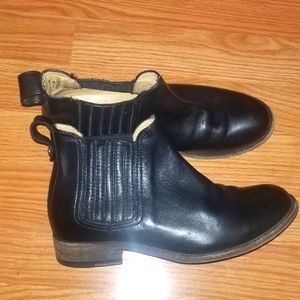 Frye  Phillip Chelsea Boots (booties)